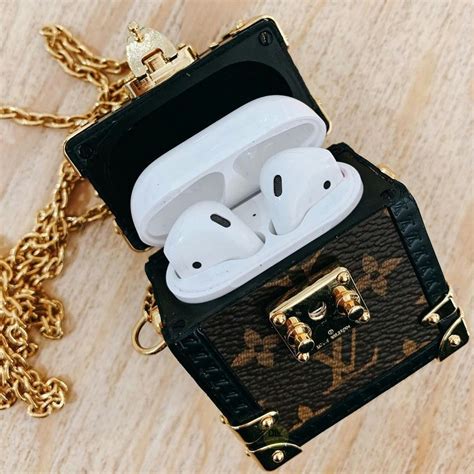 airpods louis vuitton prezzo|airpod cases louis vuitton.